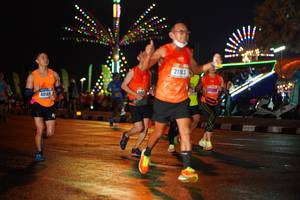 BIB: 21113, 40105
                            <button type="button" onclick="openModal(16277094)" class="btn btn-primary btn-sm float-right btn-popup" data-toggle="modal" data-target=".modal-high-quality">
                        <i class="fas fa-shopping-cart"></i> Add to Cart
                    </button>
                                            <button type="button" onclick="isThisMe(16277094, true)" class="btn btn-success btn-sm float-right btn-popup btn-isme hidden" data-toggle="tooltip" data-placement="bottom" title="นี่คือรูปของคุณใช่ไหม คลิกที่นี่เพื่อเอาเข้าอัลบั้ม">
                        <i class="fas fa-plus"></i> Add to album
                    </button>
                    <button type="button" onclick="isThisMe(16277094, false)" class="btn btn-warning btn-sm float-right btn-popup btn-isnotme hidden">
                        <i class="fas fa-ban"></i> Remove from album
                    </button>